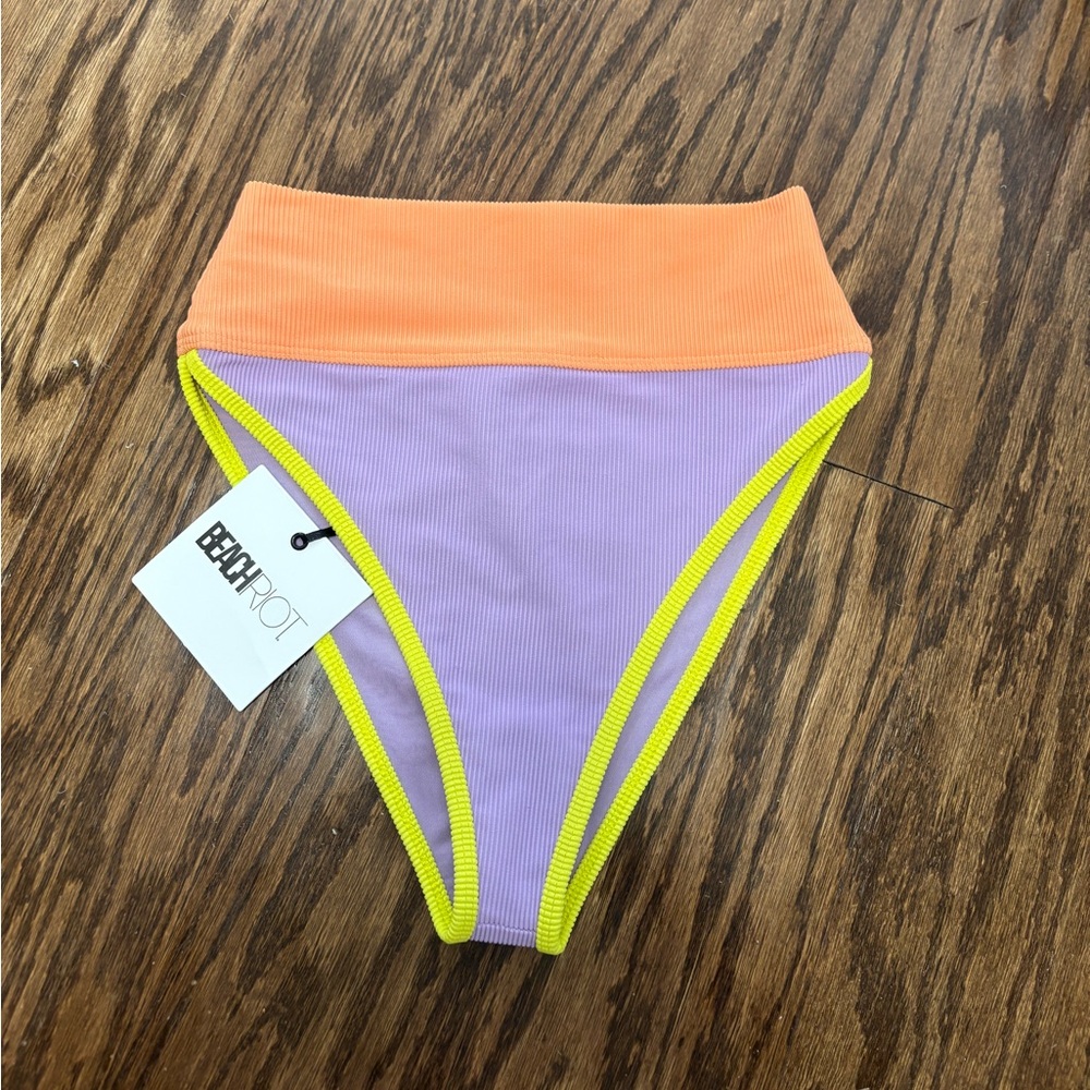 NWT Beach Riot Emmy Bottom